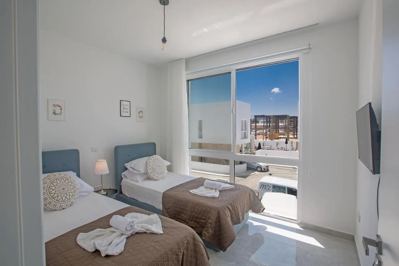 Vie Bleu Villas Protaras