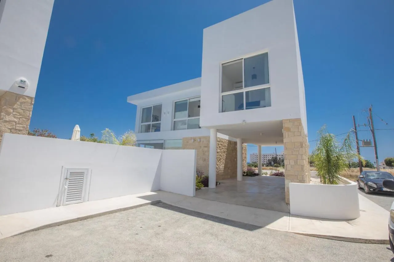 Vie Bleu Villas Protaras