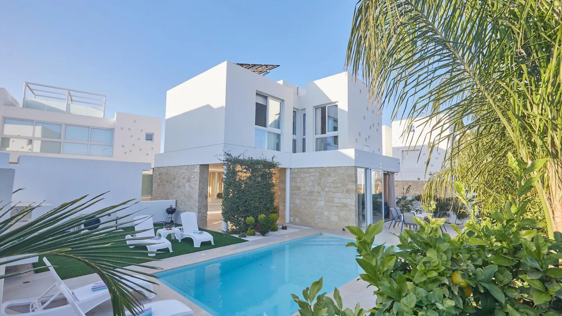 Vie Bleu Villas Protaras Cyprus